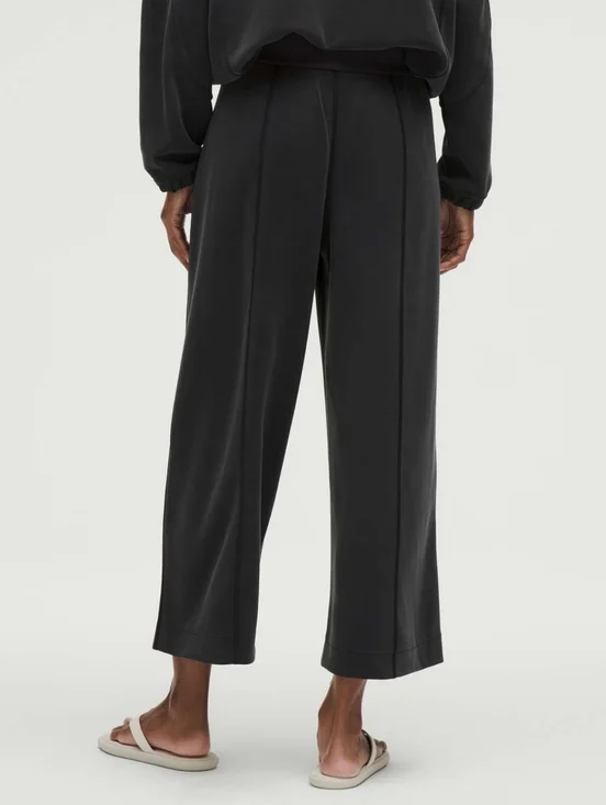 Lululemon Softstreme High-Rise Wide-Leg Cropped PantS - Picture 2 of 12